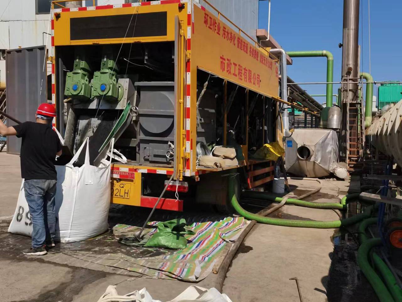 庆元淤泥压干处理